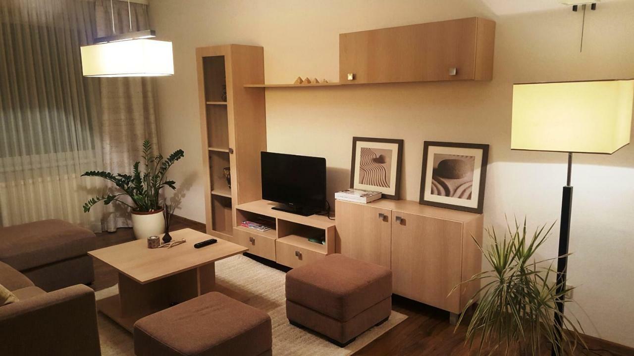 Apartamentai Dainu Šiauliai Dış mekan fotoğraf